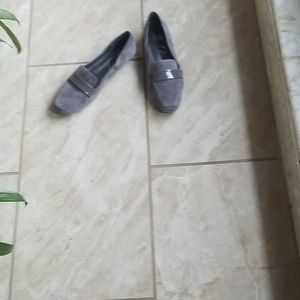 Womens loafers, Delman shoes